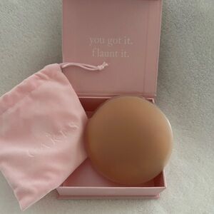 Cake Nude Makeup Compact